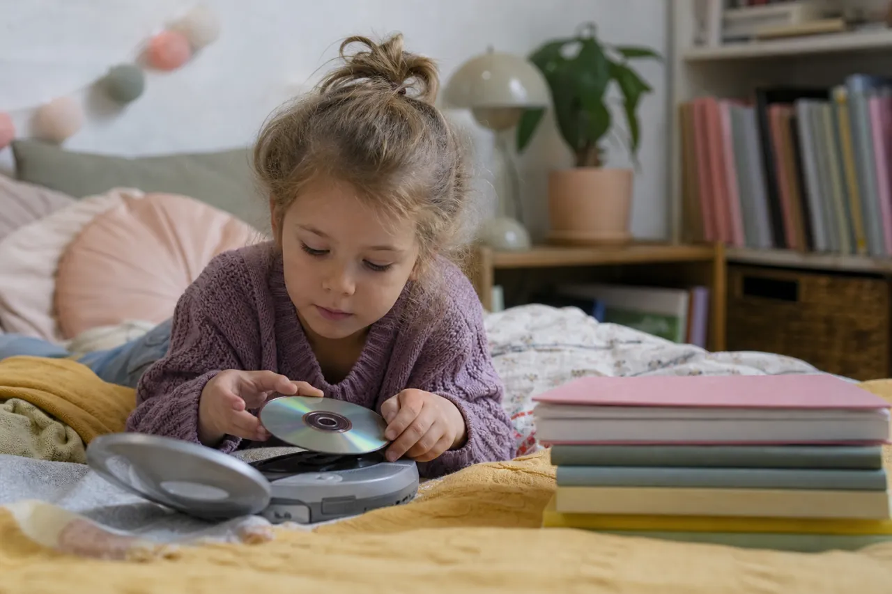 Ljudbok på CD för barn: fysisk skiva utan app